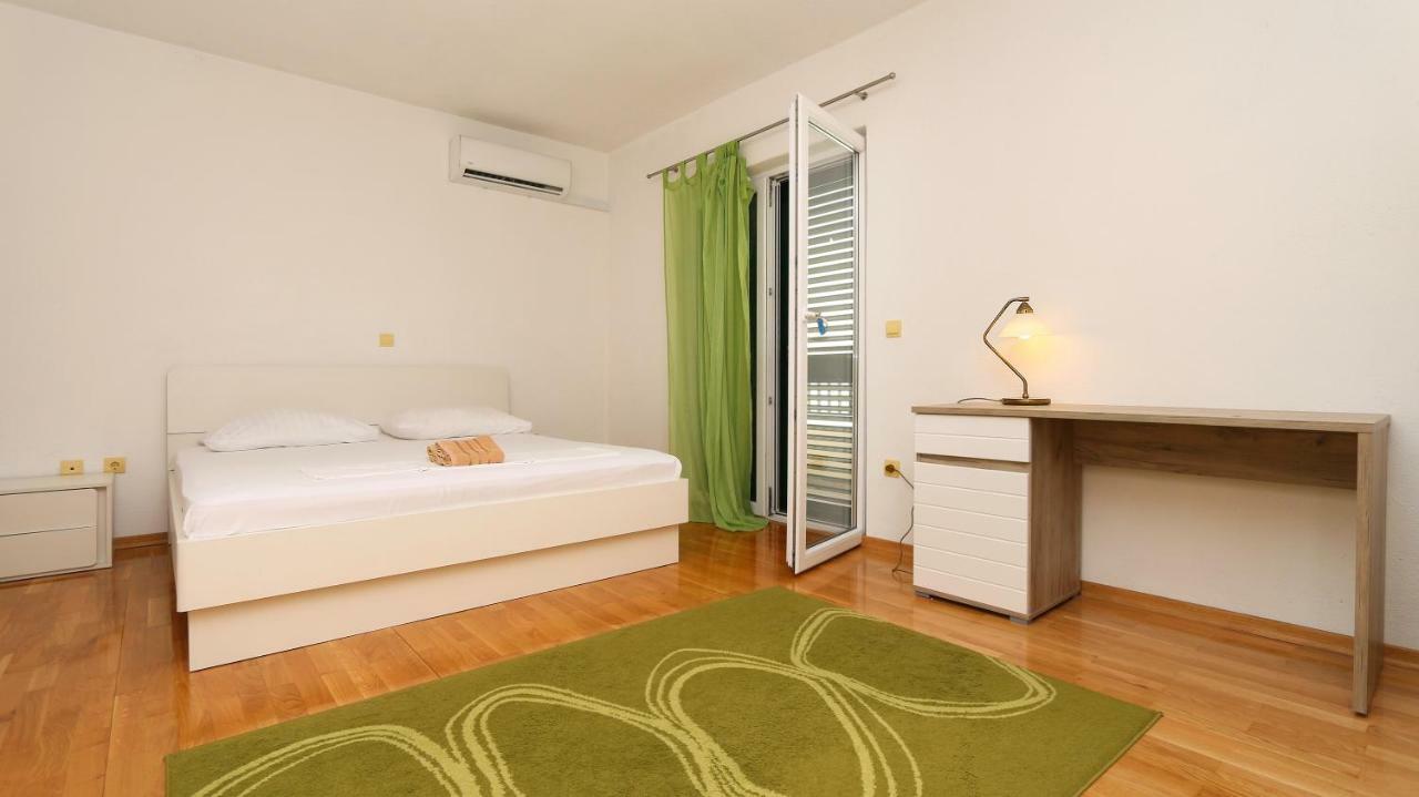 House Lipo Otel Makarska Dış mekan fotoğraf